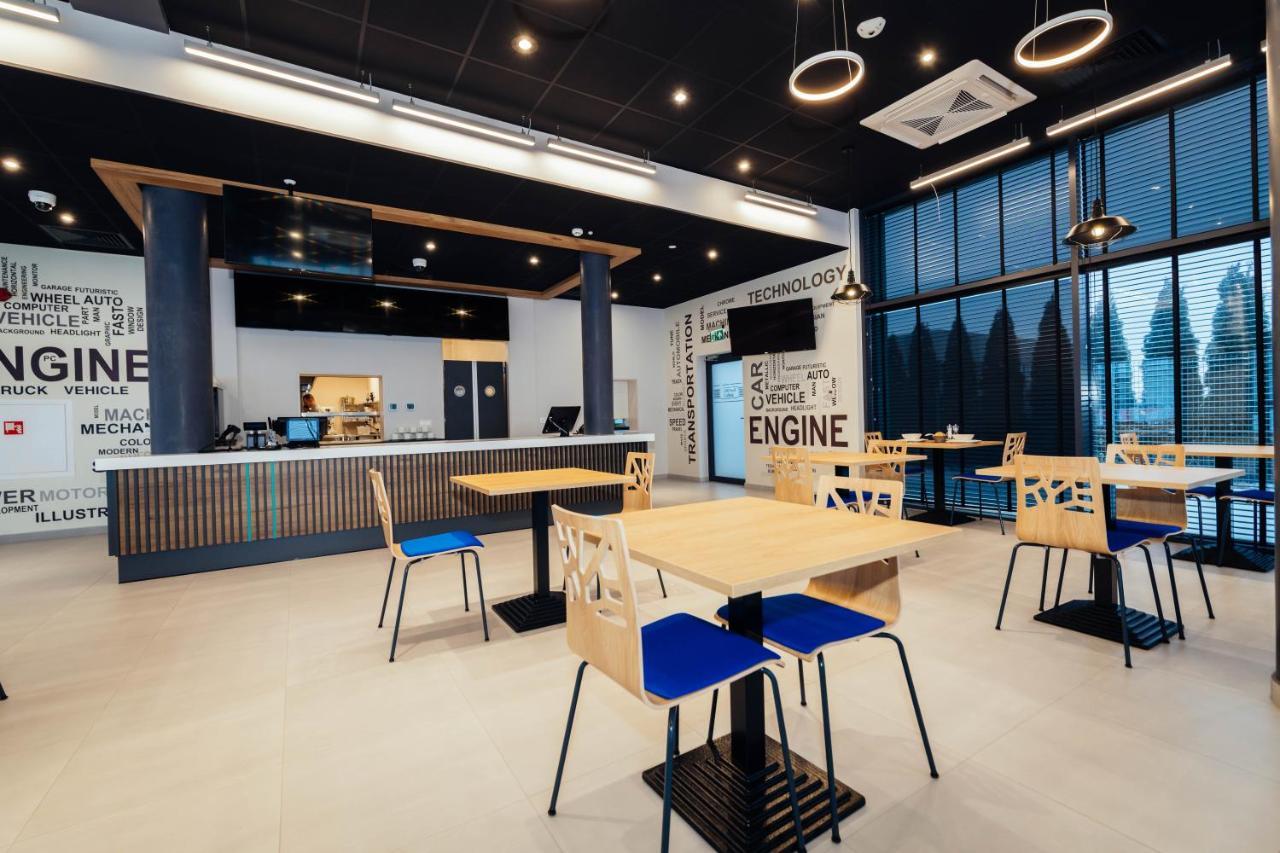 Blue Hotel Kaliszki 외부 사진